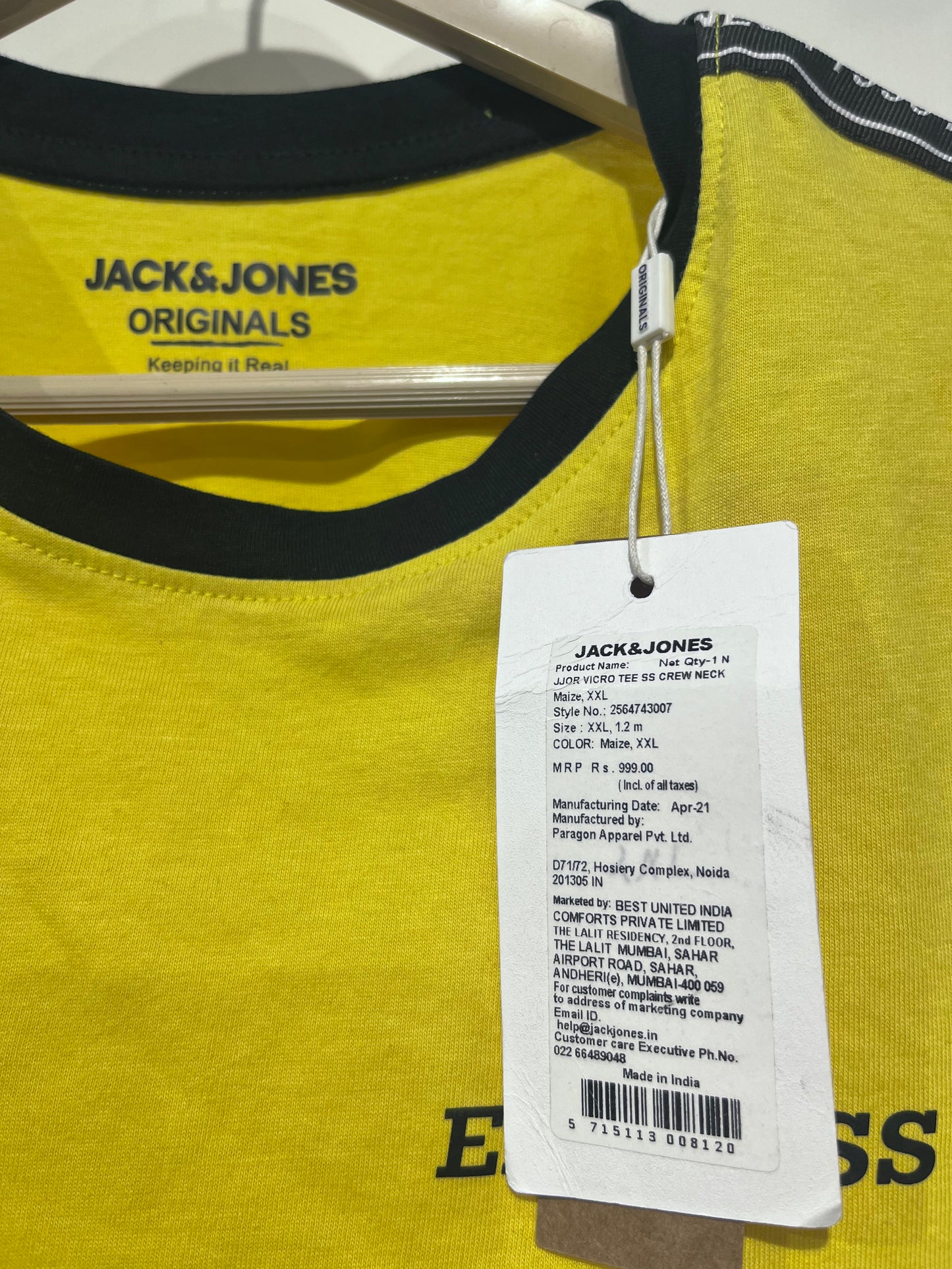 [JACK & JONES] R/N T-SHIRT SMALL