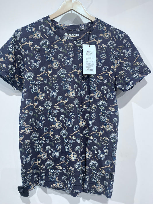 [JACK & JONES] R/N T-SHIRT SMALL