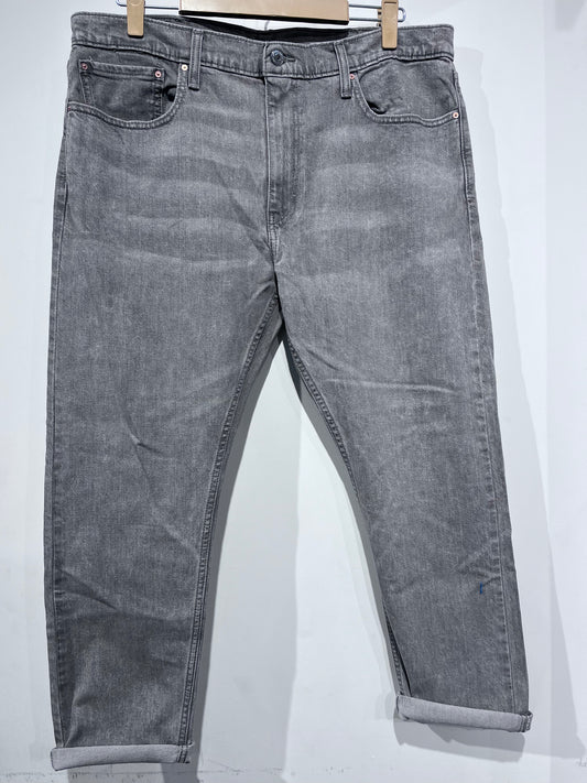 [LEVIS] JEANS SIZE 38