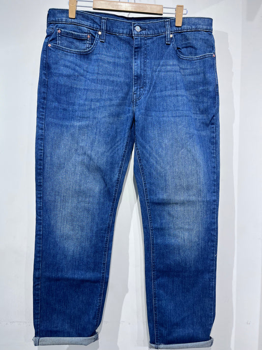 [LEVIS] JEANS SIZE 38