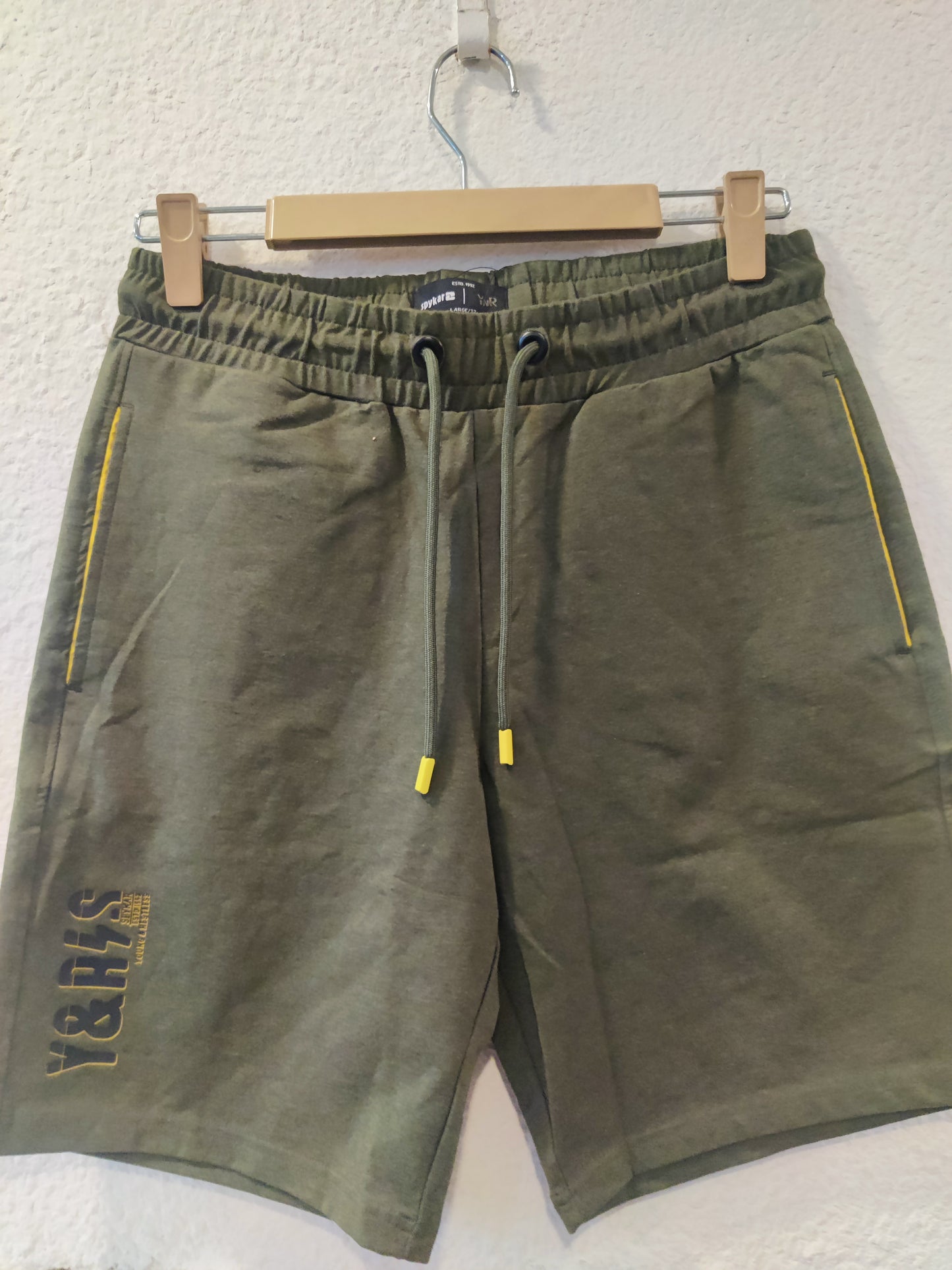 [SPYKAR] SHORTS SIZE LARGE