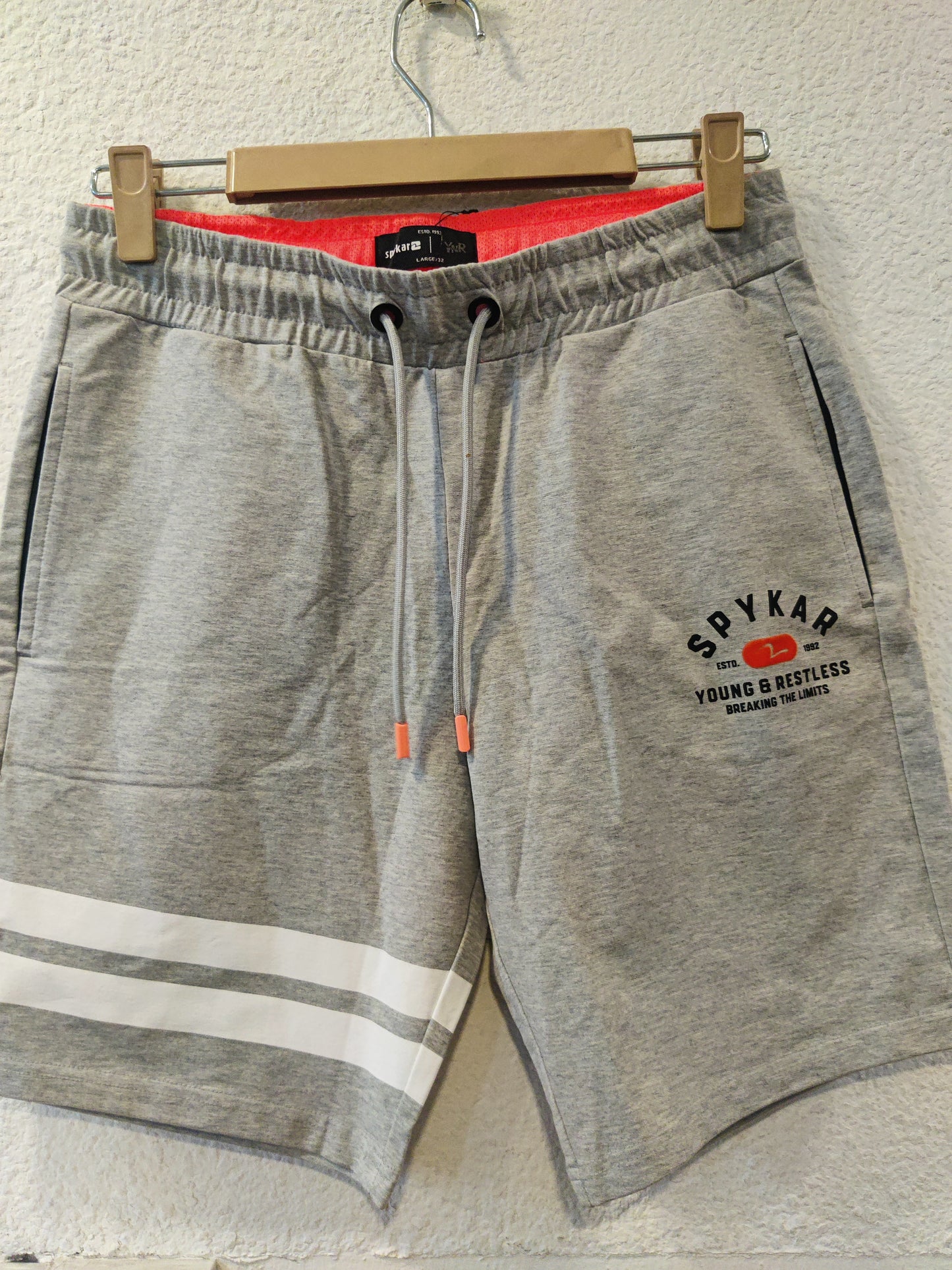 [SPYKAR] SHORTS SIZE LARGE