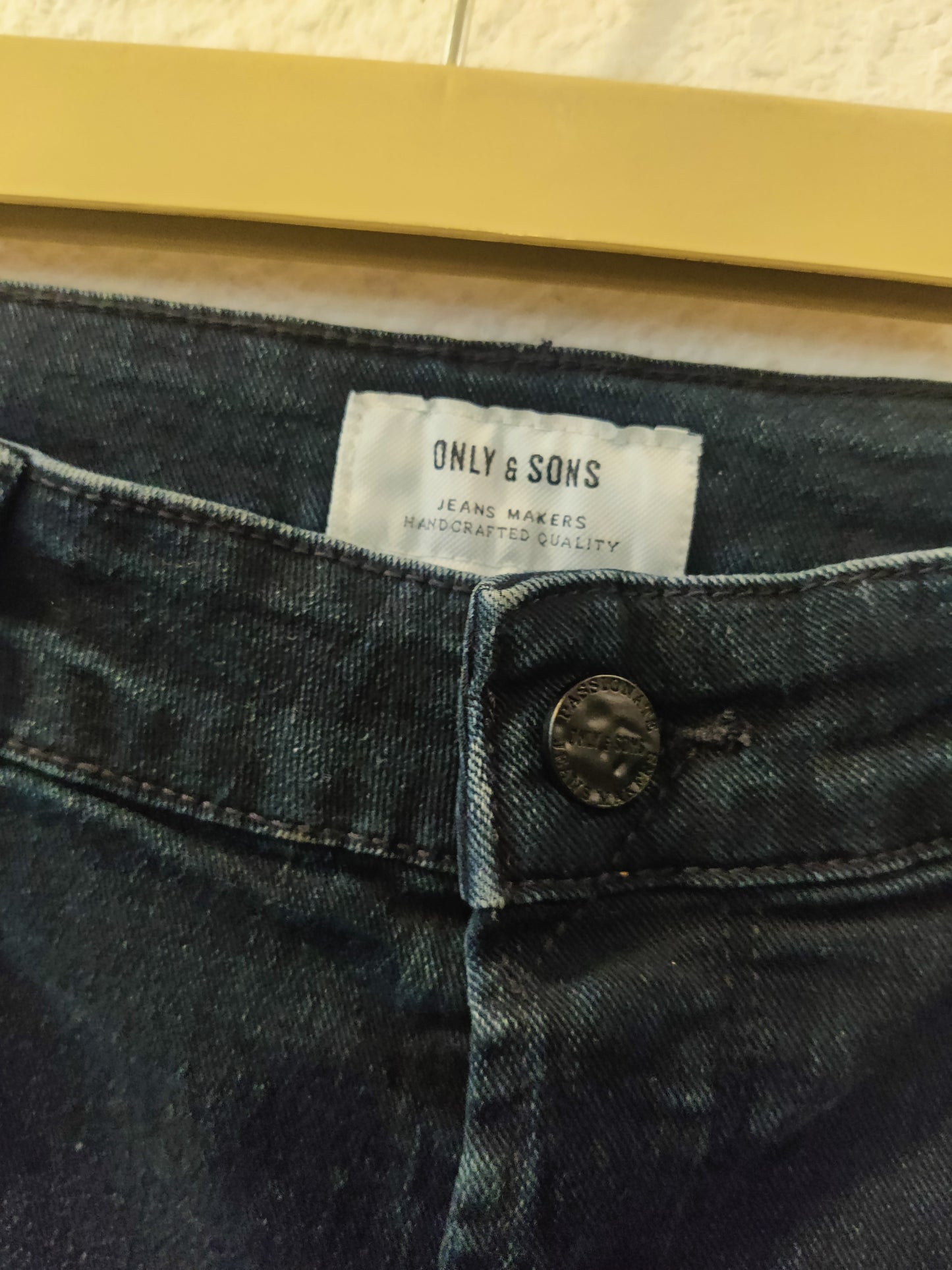 [ONLY & SONS] SHORTS SIZE LARGE