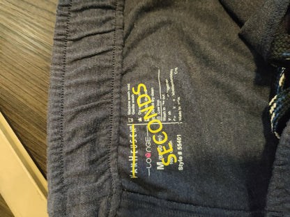 [VAN HEUSEN] SHORTS SIZE MEDIUM