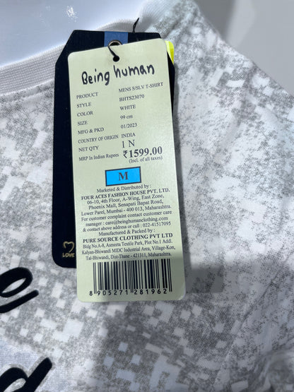 [BEING HUMAN] R/N T-SHIRT MEDIUM