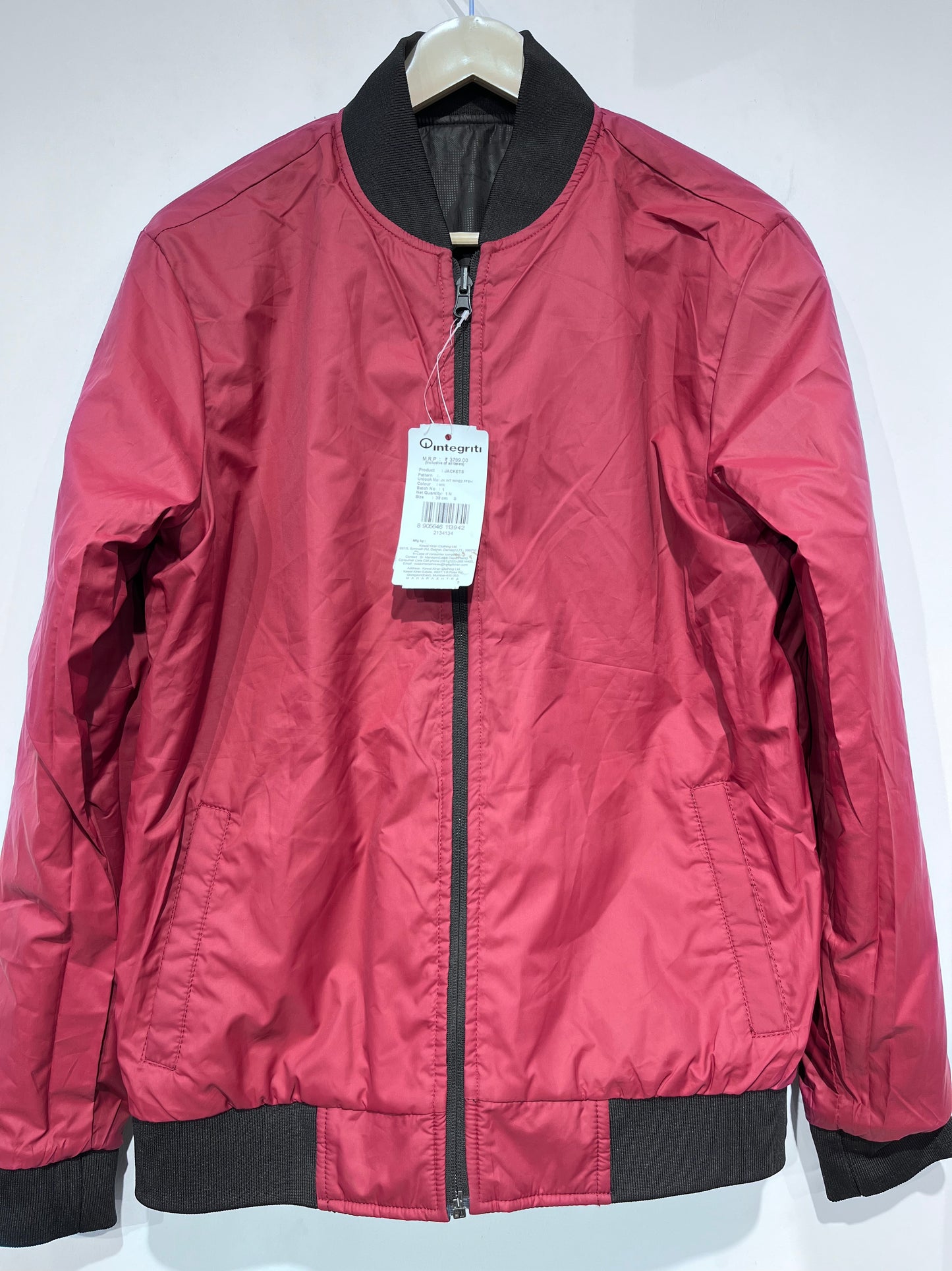 [INTEGRITI] JACKET SIZE SMALL