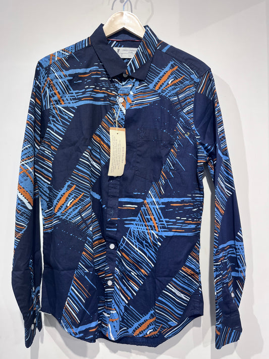 [FCUK] FULL SLEEVE PRINTED SHIRT MEDIUM